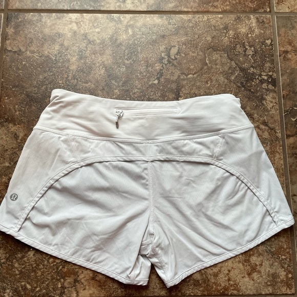 Lulu White Shorts - Picture 2 of 2